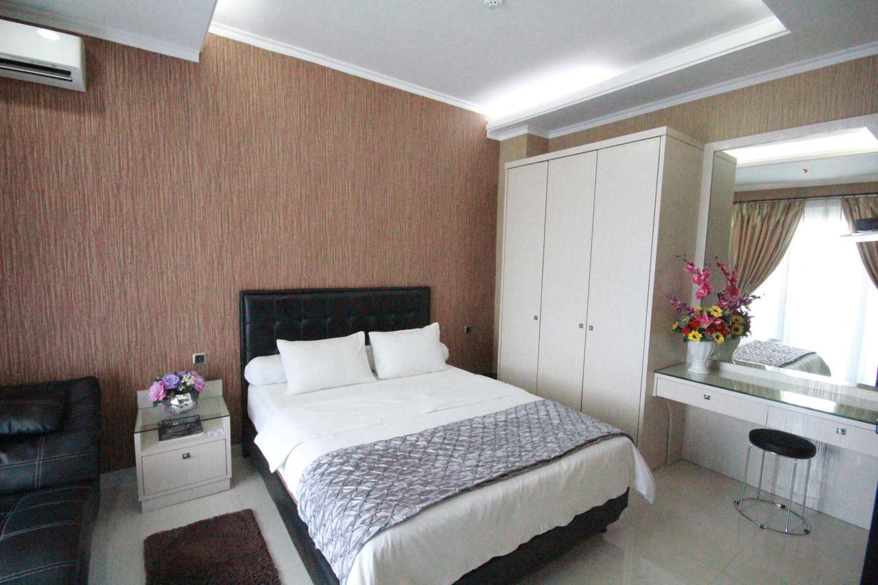 Harvia Suites Kebon Jeruk Jakarta Exterior photo